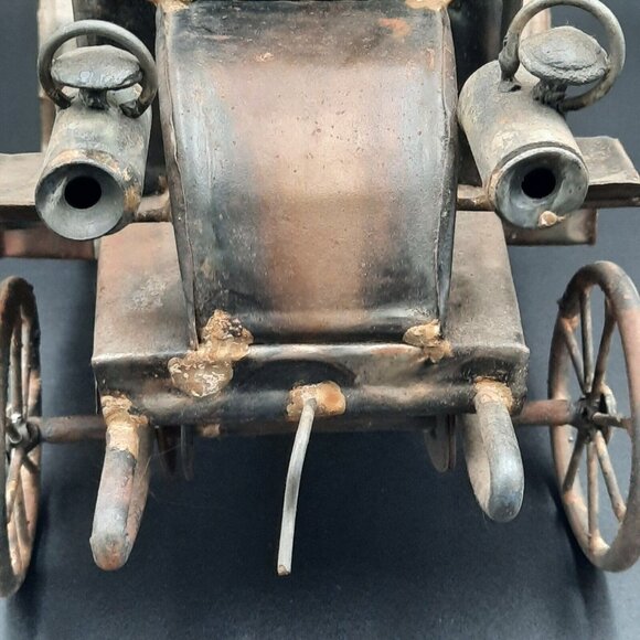 Antique-Style Metal Model‎ Car Figurine - Picture 6 of 9
